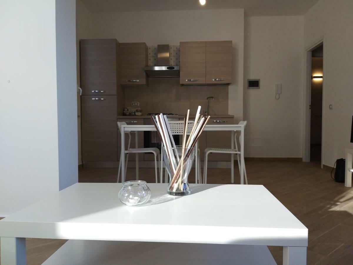 Residenza Don Camillo Villa มอนเดลโล ภายนอก รูปภาพ